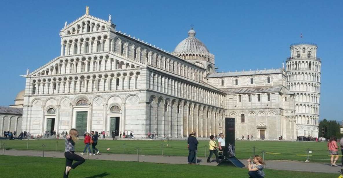 From Livorno: Guided Day Trip to Florence and Pisa by Bus - Piazza della Repubblica: one hour to reset your feet