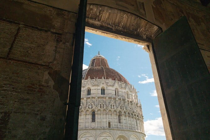 Full-Day Private Pisa and Lucca Tour with optional Leaning Tower - The Ride Through Western Tuscany: More Than Just Transit