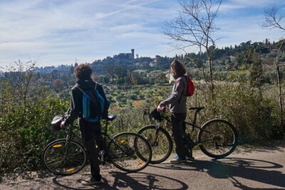 Full-Day Tuscany and Chianti Hills Bike Tour With Lunch at Farm - Bellosguardo: the first big view and a monastery moment