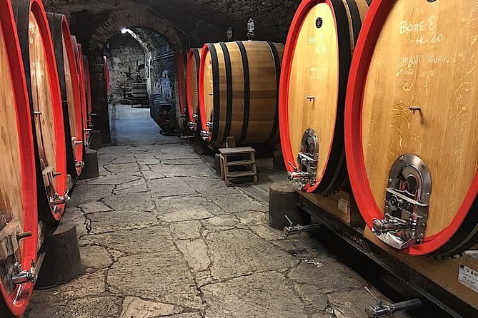Full-Day Tuscany Castles Tour with Wine Tasting from Florence - Getting Started at 9:30am: The Florence Meeting Point and Minivan Ride