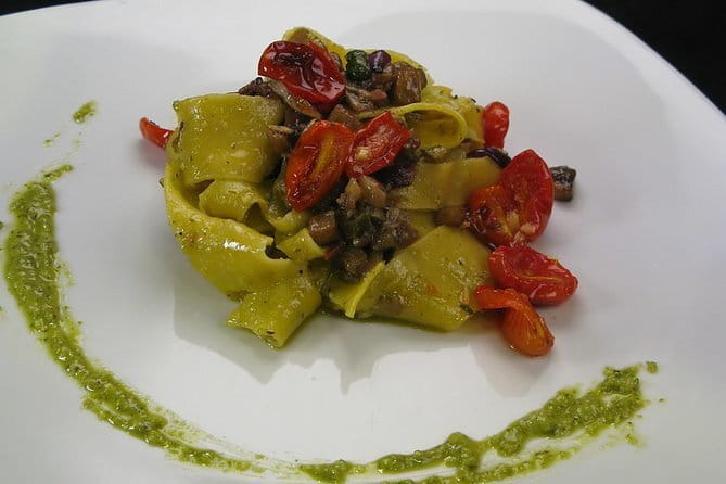 Gluten-Free Dinner & Wine in the Chef's Charming Home - Why a chef’s home gluten-free dinner is a smart move in Florence