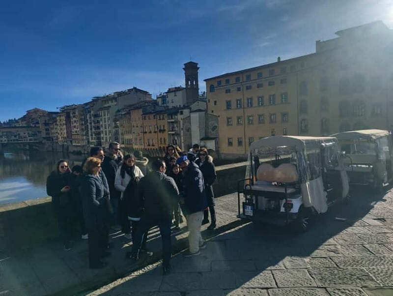 Golf Cart Firenze: Tour Guidato Esclusivo e Sostenibile - Ponte Vecchio and Palazzo Pitti: the stops that help the city feel real