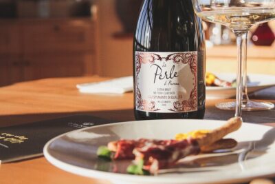 Gourmet Wine & Food Tasting - The tasting menu: six Gourmet Bites built for pairing