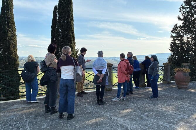 Guided tour with wine tasting and local organic products - Inside Fattoria Majnoni Guicciardini: the 2-hour flow that keeps it fun