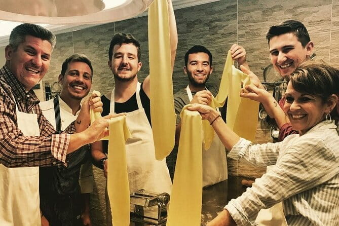 Hands on Deluxe Traditional 4-course dinner with fresh pasta - Key highlights you’ll feel right away