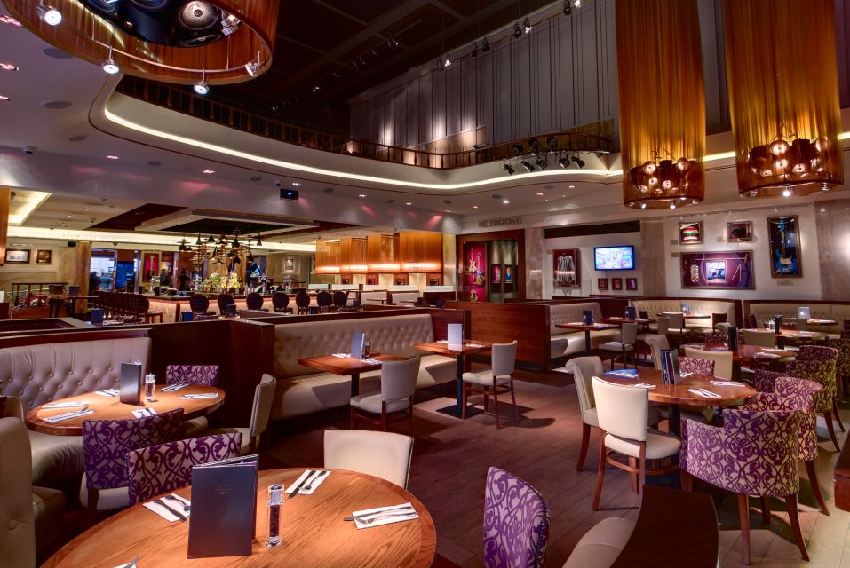 Hard Rock Cafe Florence with Set Menu for Lunch or Dinner - Service, staff tone, and the merch factor