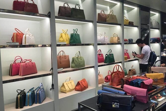 Hire a driver for The Mall Outlet - Limousine Service Florence - Timing That Fits Real Shopping: From 1 to 11 Hours