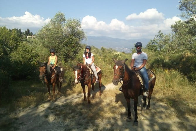 Horse ride, Olive Oil and local foods tasting in a Tuscan farm - The Horseback Ride: Matched to You, Not to a Script
