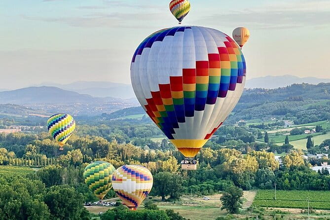Hot Air Balloon ride in Tuscany countryside from Chianti - Why this Chianti sunrise balloon is worth the early wake-up