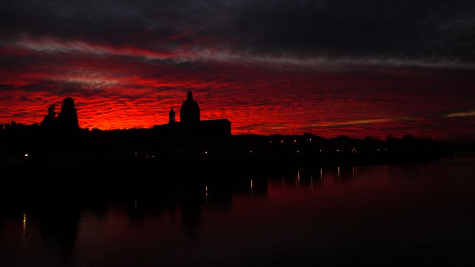 Inferno Florence Private 3-Hour Tour - Palazzo Vecchio and the Palazzo della Signoria visit: where the story gets real