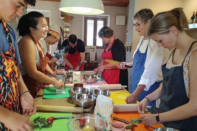 Intimate and authentic Pasta Lesson & Chianti wine. Free parking - Meeting Giacomo at Via Pisana, 64 in Scandicci