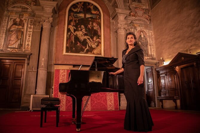 Italian Opera in Santa Monaca Church with Dinner - The 7:00 pm schedule: how to not get stuck at the wrong door