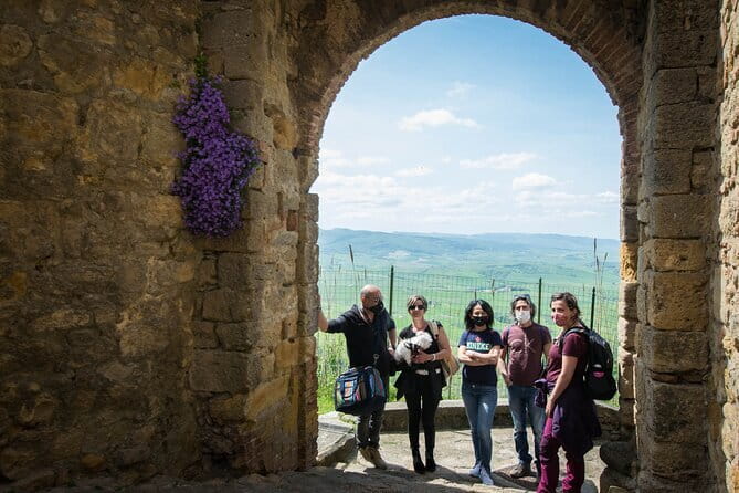Journey Through Time in Volterra – Exclusive Private Tour - Porta all’Arco: an Etruscan gate you’ll actually remember