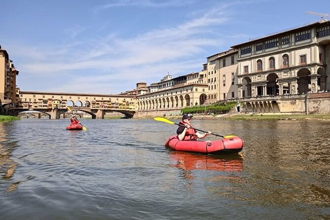 Kayaking on the Arno River in Florence under the Pontevecchio Arcade - What to wear: yes, you’ll get wet, and that’s part of it