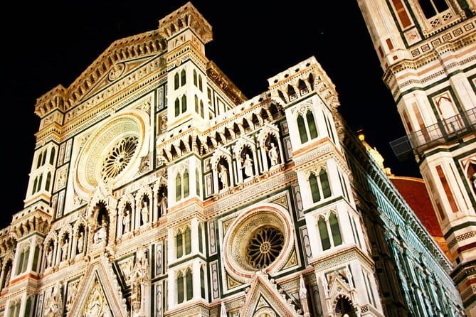 Kid-Friendly Florence Tour by Night with Gelato & Pizza - Why Florence at night works so well for families