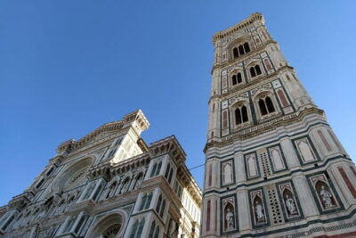 Kids Treasure Hunt in Florence Downtown. A Private Adventure! - Guide Style: The Real Secret Sauce (Daniele and Consuelo)