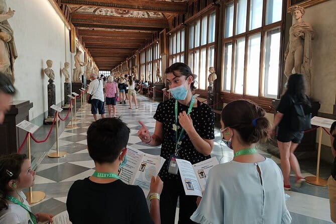 Kids treasure hunt in Uffizi museum Private, timed entry! - Meeting at Fontana del Forcone and Handling the Real-World Logistics