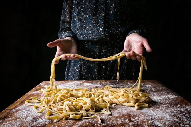 Learn How to Make Traditional Tuscan Tagliatelle in Florence - What happens during the 2.5-hour class at Francesca’s apartment
