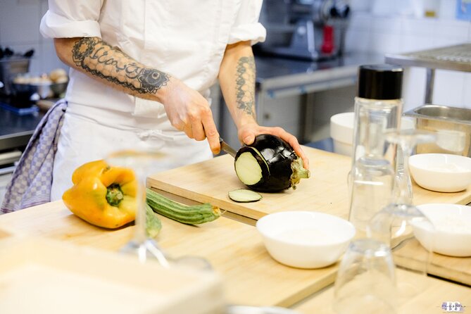 Master the Art of Florentine Steak: A Unique Cooking Experience! - The grilled Florentine steak segment: how the chef gets it right