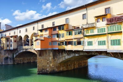 Medici Mile Walking Tour along the path of Medici Residences - Stop 1 to 3: San Lorenzo, the Medici mausoleum, and the first palace home