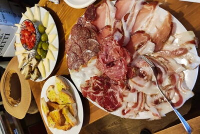 Mercato di Centrale - Food and Wine Tasting Highlights Tour - Piazza della Signoria start: David’s shadow and Neptune’s fountain