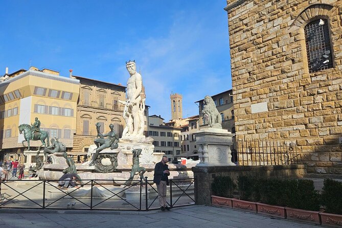Michelangelo’s David & Medici Treasures Accademia Gallery Tour - Timing, pace, and what to wear on cobblestones
