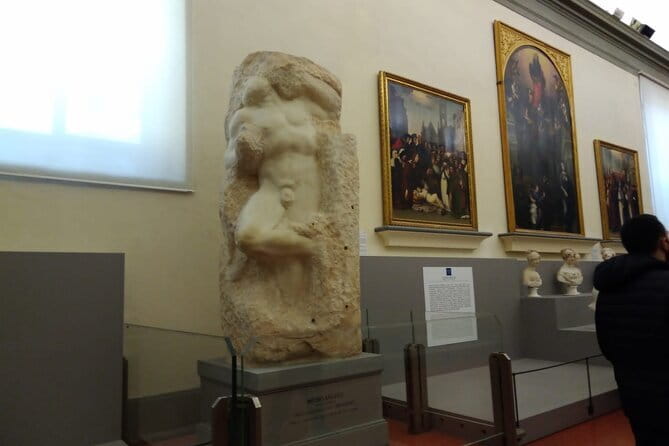 Michelangelo's David Tour in the Accademia (Tickets NOT included) - Tickets and reservations not included: the part that affects your cost