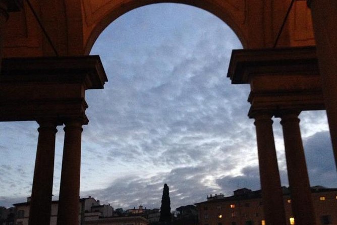 Painting Experience in the center of Florence - What You Actually Learn: Acrylic Technique and Art-History Choices