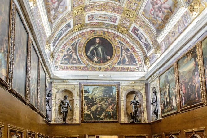 Palace Skip the Line Ticket Entrance - Salone dei 500: the fresco room that earns the attention