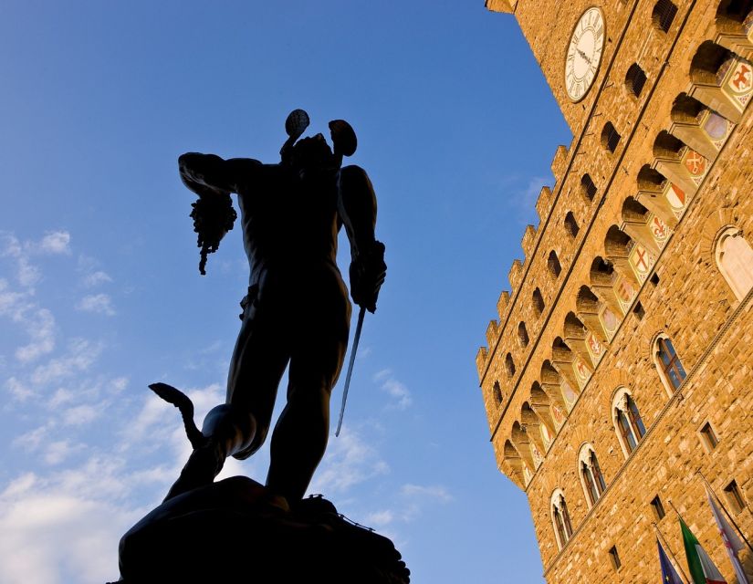 Palazzo Vecchio: Private Guided Museum Tour & Tower Tickets - Government Halls and Medici life: Cosimo I and the “how power worked” angle