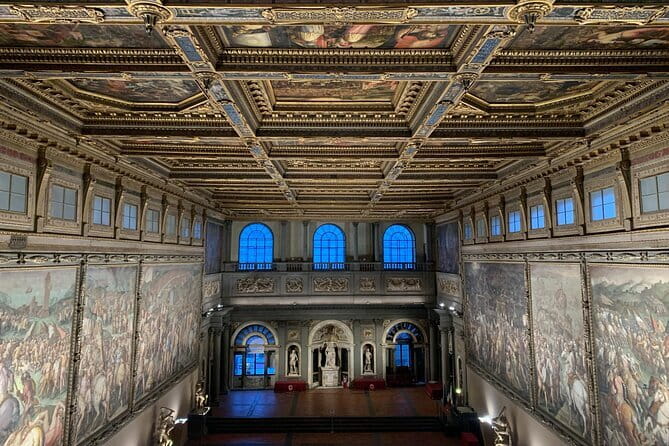 Palazzo Vecchio Tales - into Medici's secrets and mythology simbols - Starting at Piazza della Signoria: the right mood-setter
