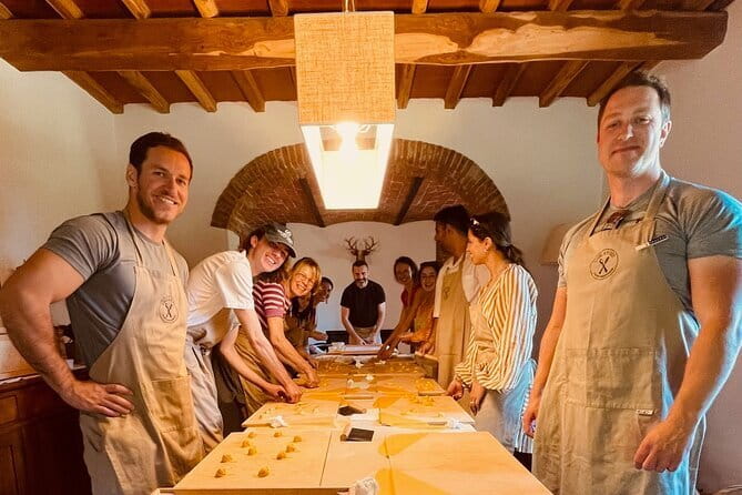 Pasta Cooking class in the countryside - From Piazza della Stazione to the Tuscan countryside: how the day actually plays
