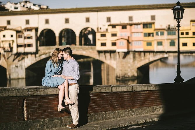 Photo Shoot in Florence with a Professional Photographer - The 1.5-hour Florence Historic Center plan: iconic sights plus breathing room