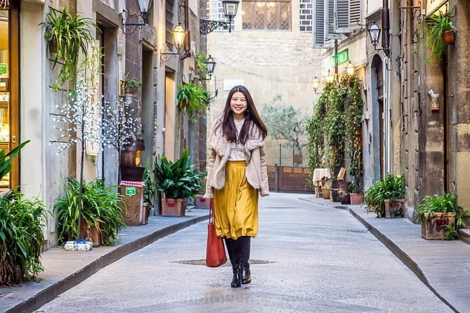 Photo Shoot in Florence with a Professional Photographer - What you get afterward: sneak peeks, retouching, and the online gallery