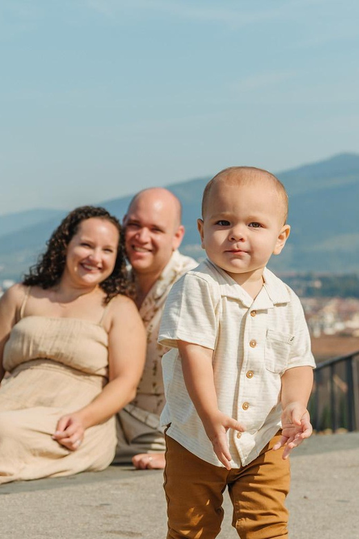 Photoshoot in Florence - Piazza Duomo and Repubblica: stepping into Florence with direction