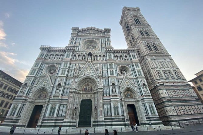 Pisa and Florence: Shore Excursion from La Spezia Cruise Port - Piazzale Michelangelo: 15 Minutes of Florence in a Frame
