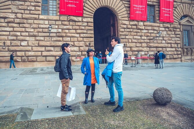 Pitti Palace and Palatine Gallery: A Royal Art and History Tour - Stop 1 inside Palazzo Pitti: The Medici Residence Story Begins
