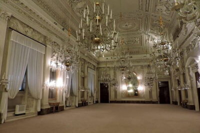 Pitti Palace - Private Tour At Galleria Palatina Incl. Tkts To Boboli Gardens - Stop 2: Boboli Gardens with included tickets and independent time