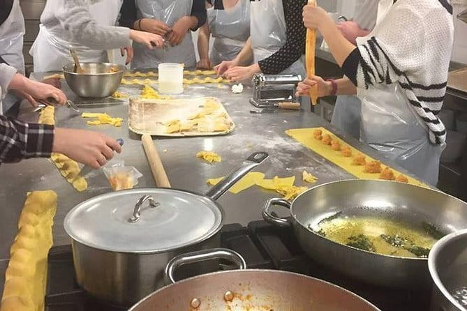 Pizza & Gelato: Family Cooking Class in Florence - Who this is for (and who should skip it)