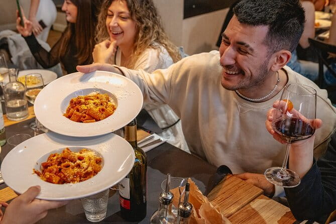 Private 3-Hour Food Tour of Florence - Piazza del Duomo: the perfect pause between tastes and stories