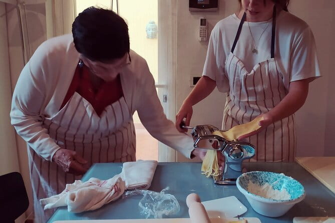 Private and authentic cooking class experience with family - Wine, Olive Oil, and Local Tastings: This Is More Than a Toast