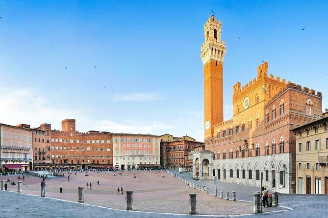 Private Best of Tuscany Hill Towns Tour with lunch from Florence - From Piazza della Repubblica to the Tuscan road: your day’s setup
