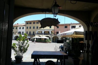 Private Chianti Classico Tour with wine and food tasting in a Historic Estate - Greve in Chianti Stops the Car, in the Best Possible Way