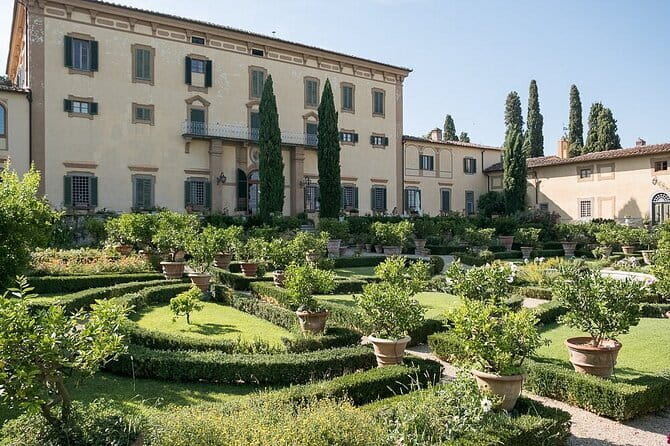 Private Chianti Safari: Off Road Tuscany Wine Tour with Lunch from Florence - Price and value: is $590.34 per person worth it?