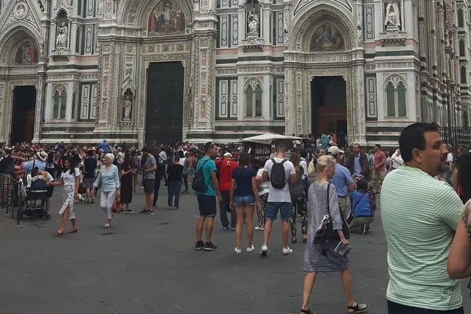 Private Florence City Tour & The Mall Shopping - Chauffeurs who make the day feel effortless (and why their style matters)