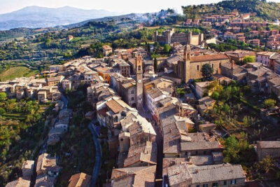 PRIVATE Full-Day Brunello Wine experience from Florence - Florence pickup and the calm drive into Brunello country