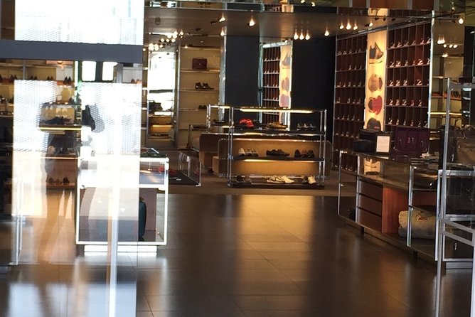 PRIVATE Full-Day Shopping Tour: The Mall GUCCI and Spaces PRADA outlet - The Mercedes minivan, Wi‑Fi, and water: small comforts that matter
