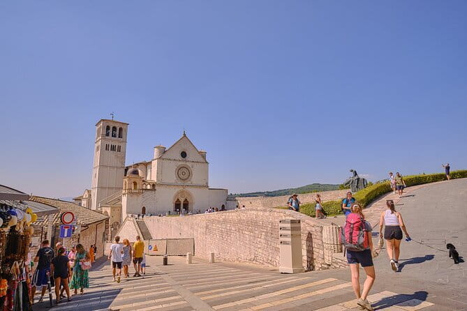 Private Full-Day Tour of Assisi and Cortona from Florence - Florence to Assisi: turning a commute into part of the experience