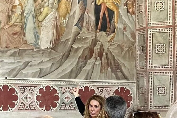Private guided tour of Hidden Symbols in Santa Maria Novella - Private tour with Sonia Sànchez: what that means in practice