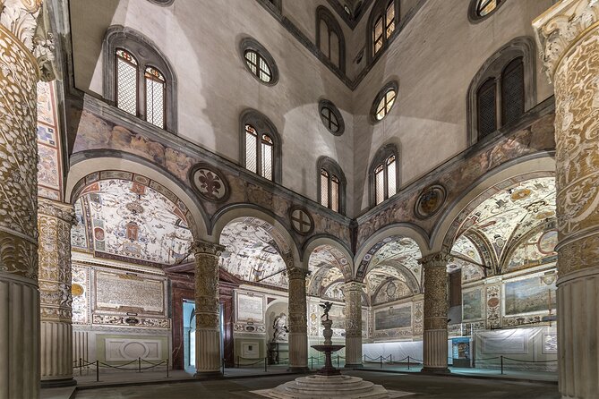 Private Guided Tour of Palazzo Vecchio in Florence - Medici Family Connections: How the Rooms Explain Power